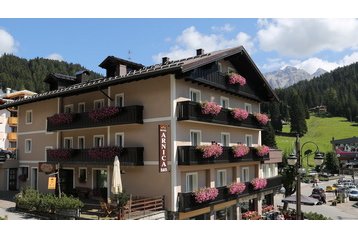 Itaalia Hotel Madonna di Campiglio, Eksterjöör